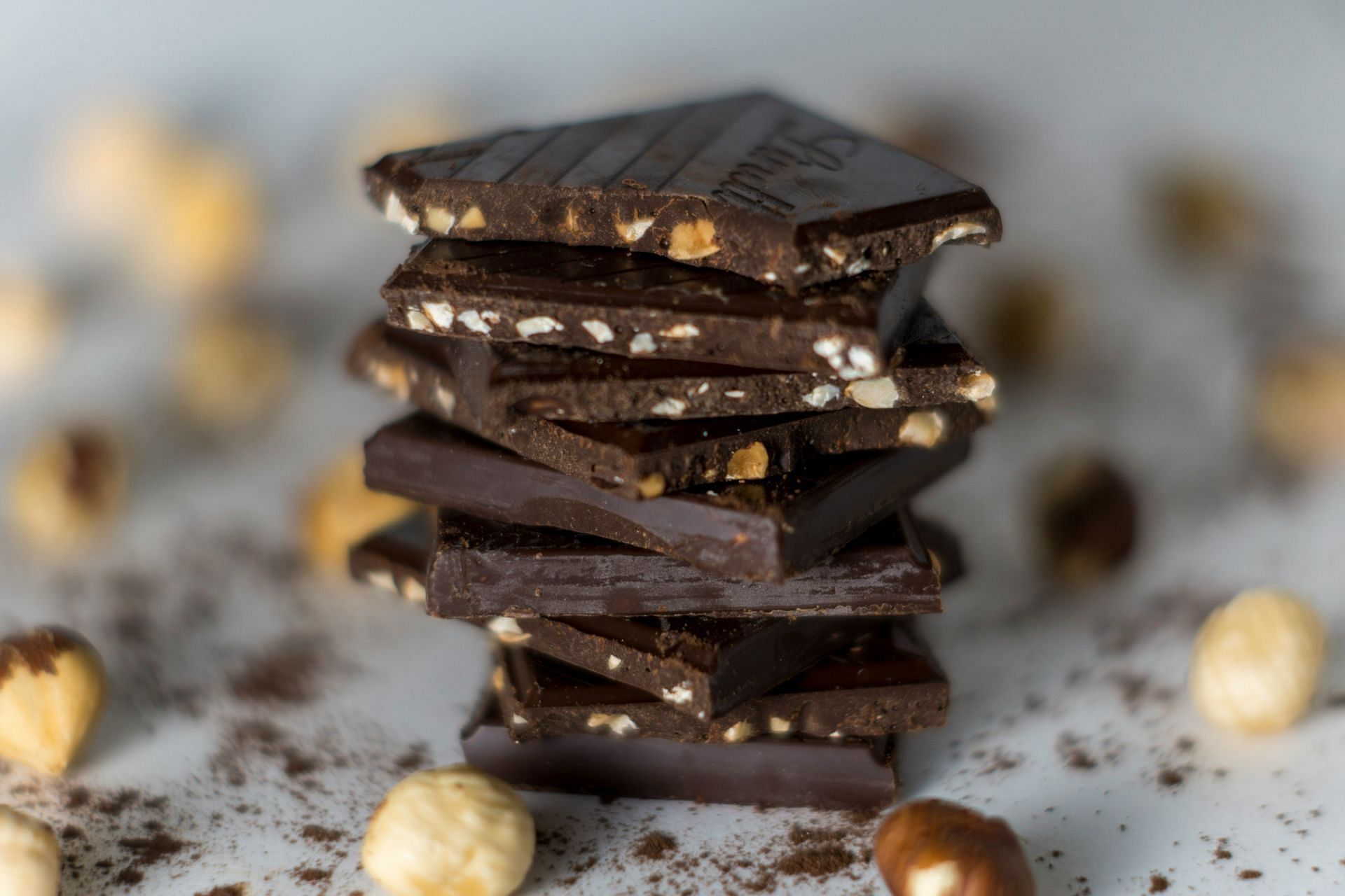 A bite or two of dark chocolate is a healthy dessert option (Image by Amirali Mirhashemian/Unsplash)